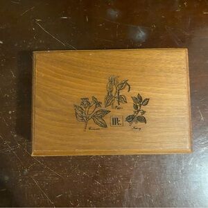 McCormick wooden decorative box with herbs EUC
